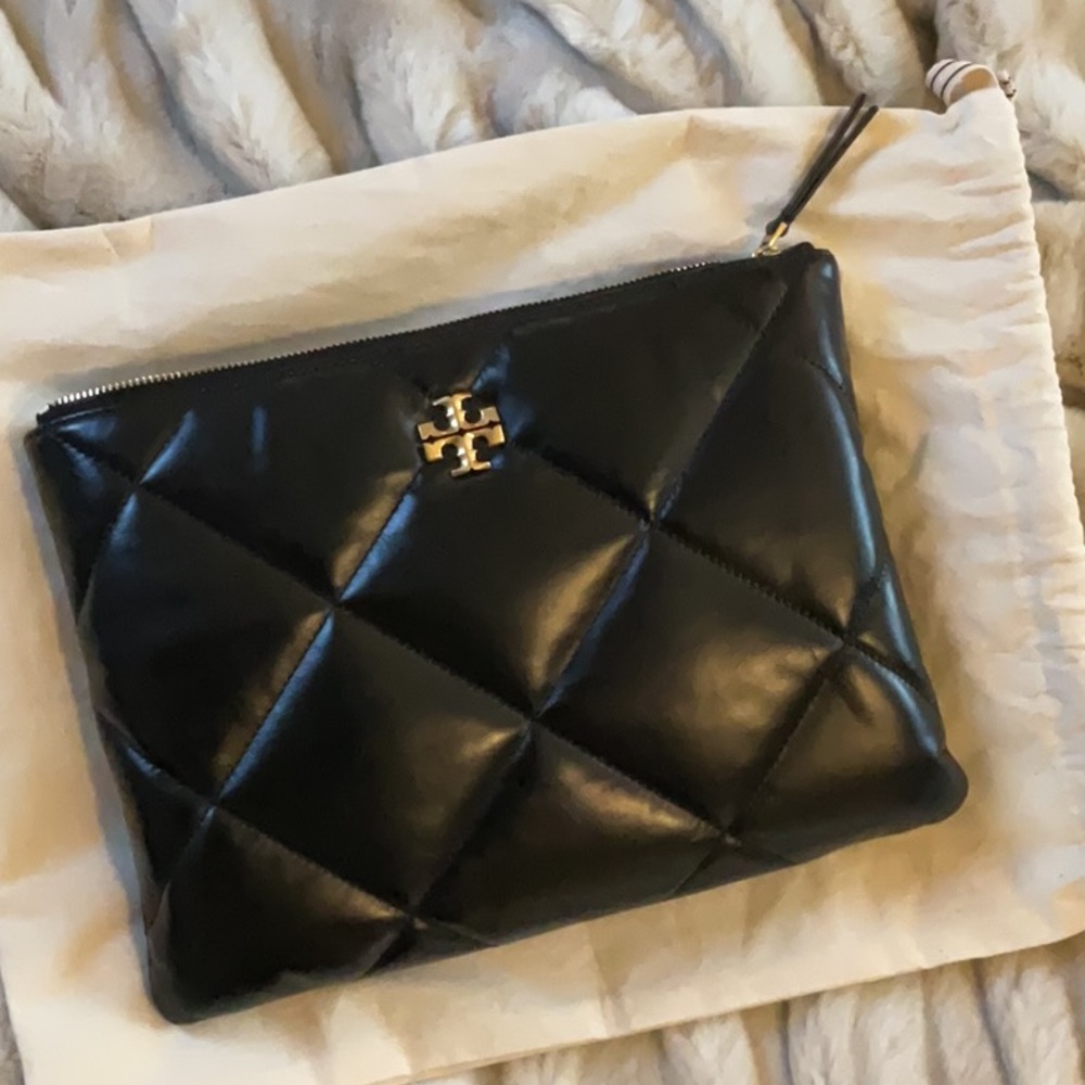 Tory Burch Kira Diamond Quilt Pouch in Black Leather - Picture 12 of 13